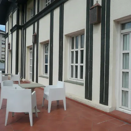 Carolinas Garden 3* Santander