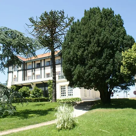 Carolinas Garden Pensjonat Santander