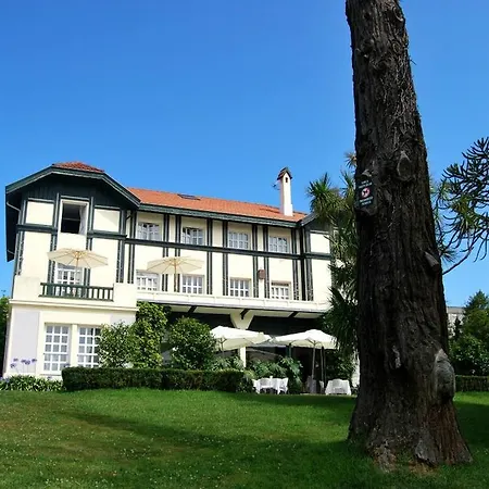 Carolinas Garden Gæstehus 3*