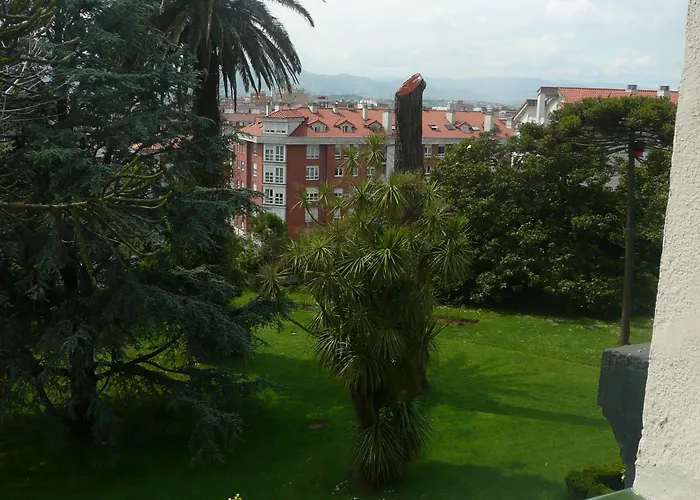 Carolinas Garden Pensionat 3*