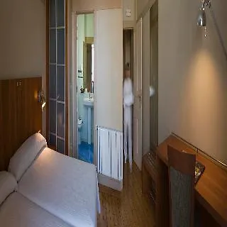 Carolinas Garden 3* Santander