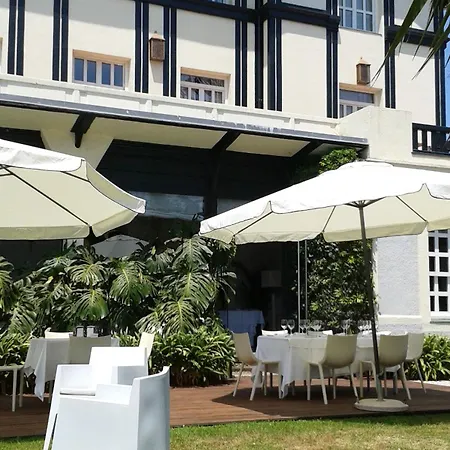 Carolinas Garden Guest house Santander