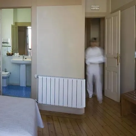 Carolinas Garden Guest house Santander