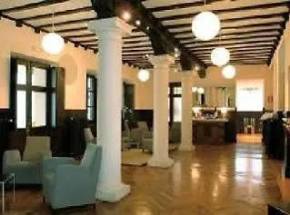Guest house Carolinas Garden Santander